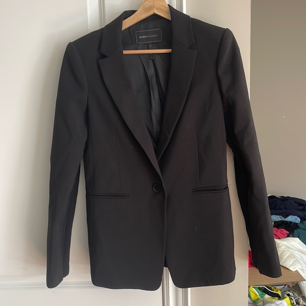 BCBG fitted blazer